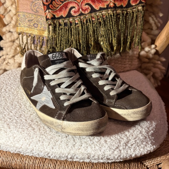 GOLDEN GOOSE SUPERSTAR SUEDE SNEAKER Size 40 Brown Suede Pre Loved - Authentic - Picture 2 of 7